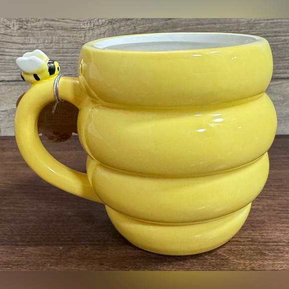 Super Cute Floral Bee 🐝 Hive Mug - NEW - Picture 4 of 7